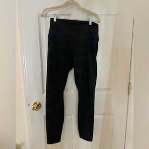 Women's Black Camo High-Waist Leggings